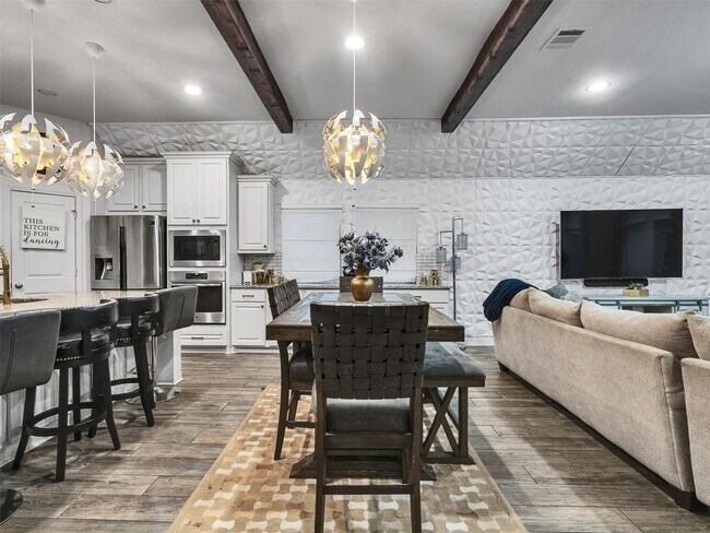 Building Photo - 23311 Darst Fld Trl