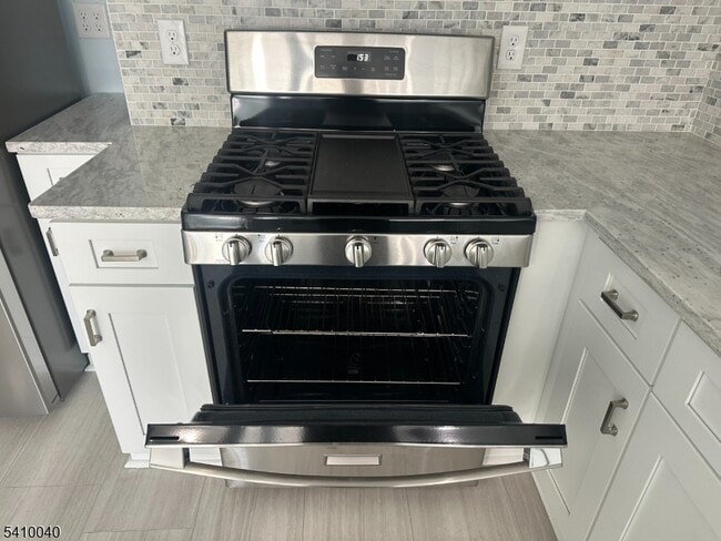 Building Photo - 202 Black Oak Ridge Rd