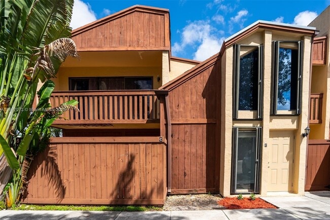 Building Photo - 6211 SW 116th Pl