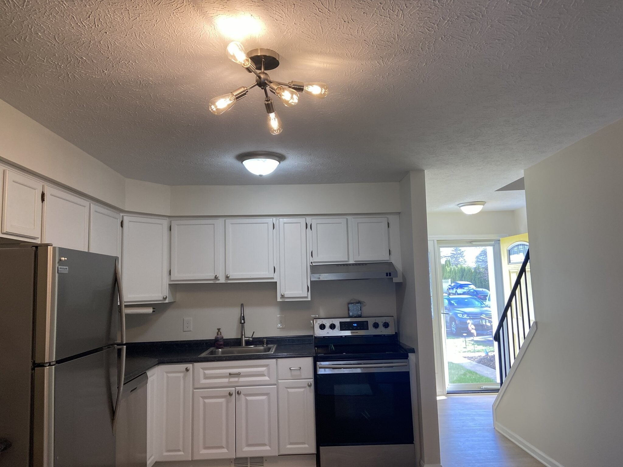 Building Photo - 5662 Running Brook Rd