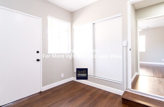 Building Photo - House - 3 Bedrooms / 1 Bath - La Puente