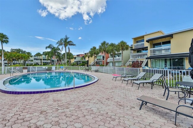 Pool 2 - 2424 W Tampa Bay Blvd