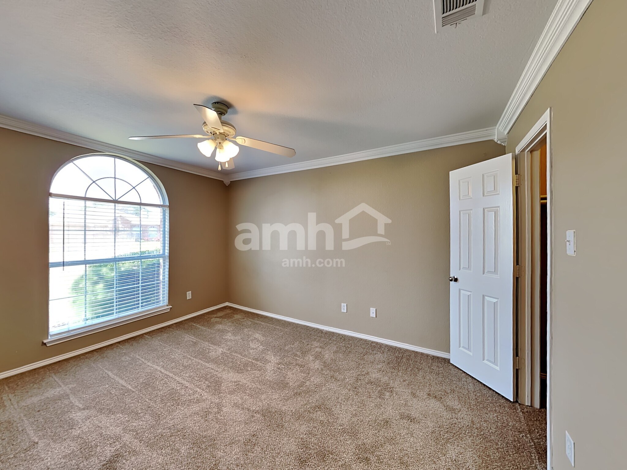 Building Photo - 3445 Newgate St