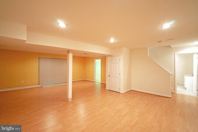 Building Photo - 47174 Chambliss Ct