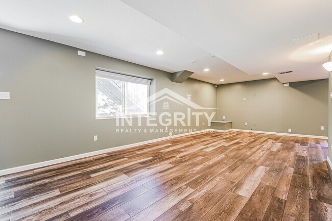 Building Photo - 11536 Briarwood Ln