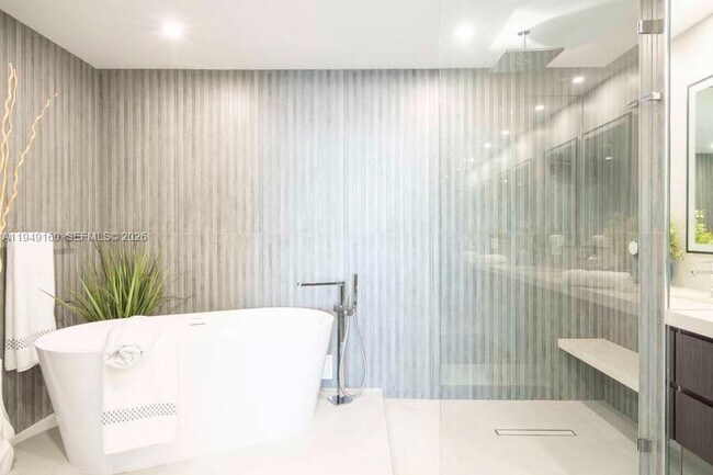 Building Photo - 540 West Ave