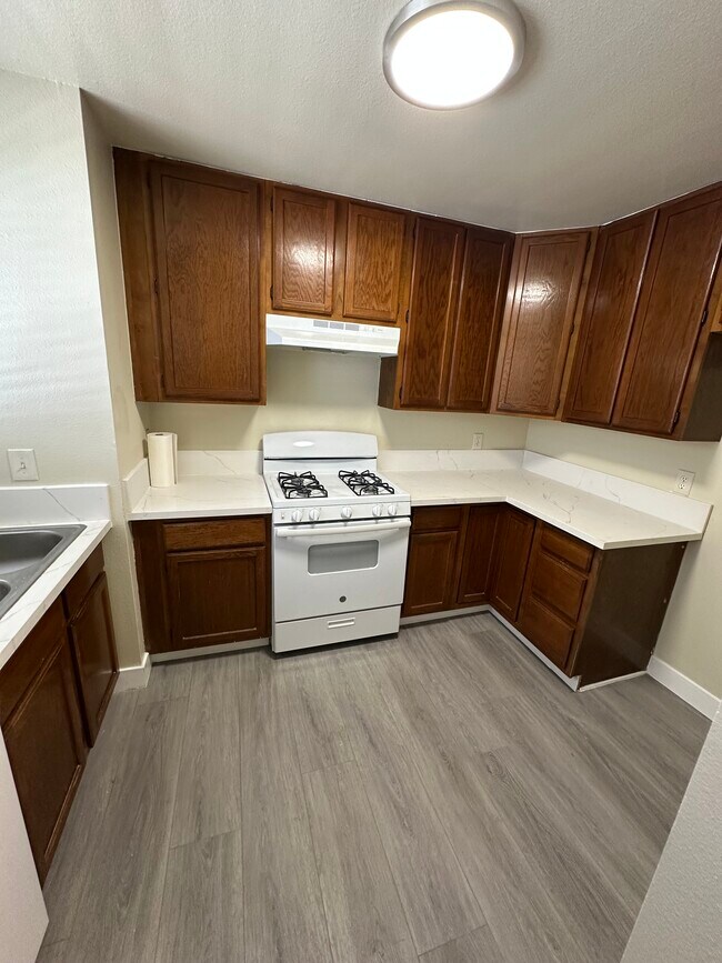 KITCHEN - 114 Olive St