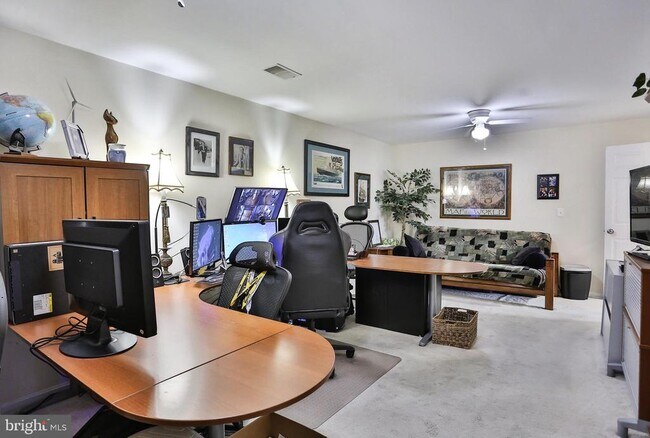 Building Photo - 5111 Lands End Ct