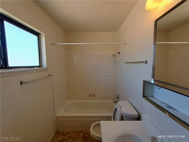 Building Photo - 6228 Ilanos Ln