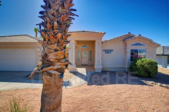 Building Photo - 304 Acoma Blvd S
