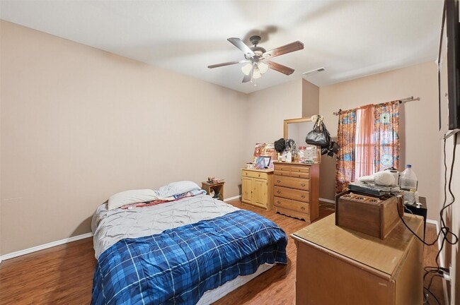 Building Photo - 1301 Concho Trail