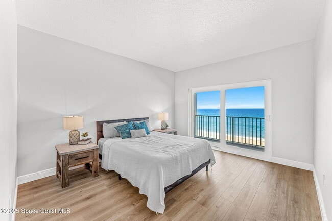 Building Photo - 3037 Jimmy Buffett Mem Hwy
