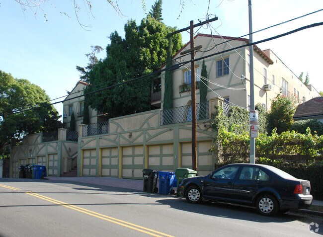 Building Photo - 1316-1322 Lucile Ave