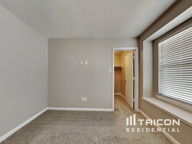Building Photo - 4422 Brinton Saddle Ln