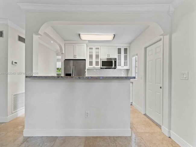 Building Photo - Southwest 47th Street, Miami, FL 33155 - 3 BR 1 BA single-family home