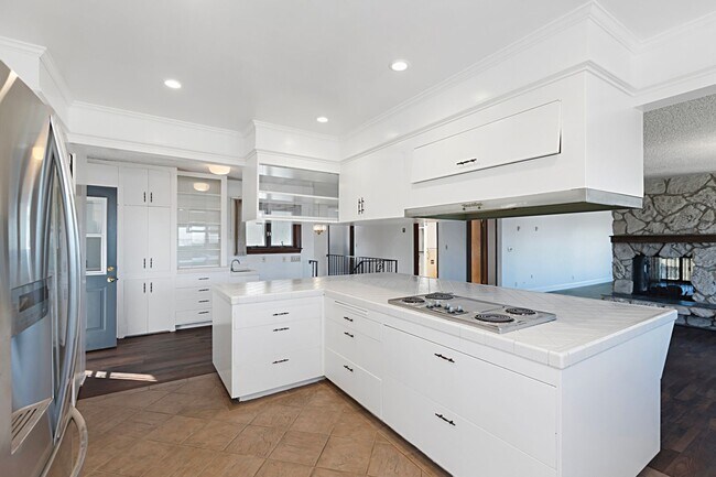 Building Photo - Timeless 4BR/2BA Corner-Lot Home, Perched on the Hills of Ocean Beach. Sweeping Ocean Views