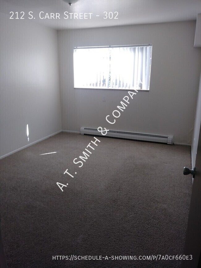 Building Photo - Quiet 2 Bedroom near Belmar!