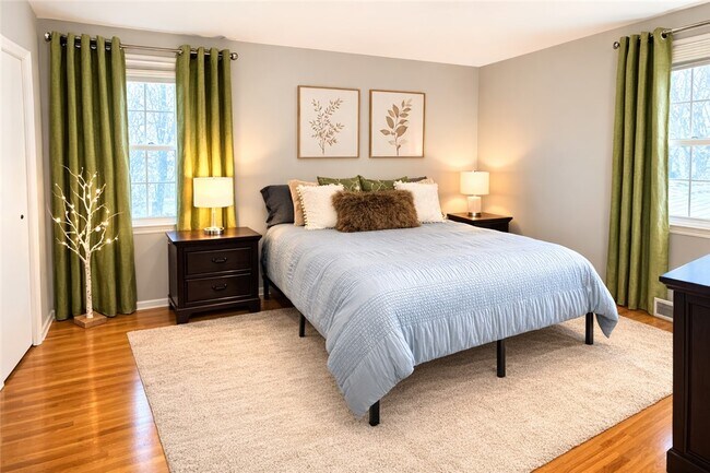 Building Photo - 37 Penhurst Rd