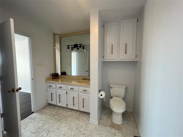 Building Photo - 554 Yacht Club Dr