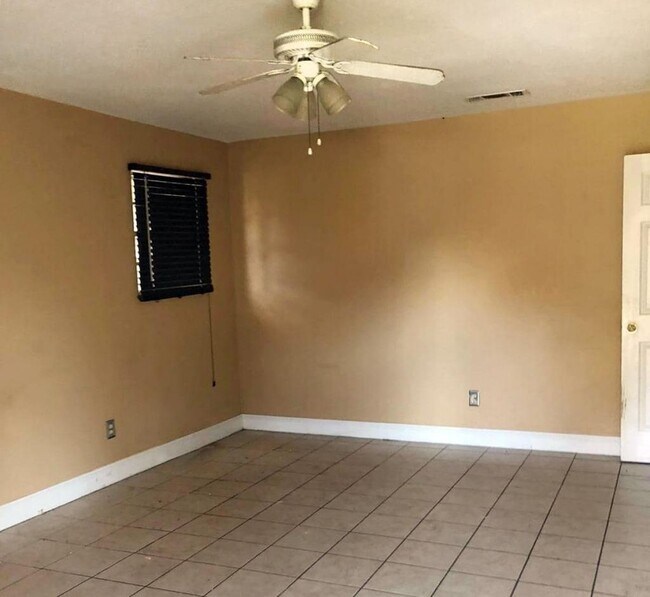 Building Photo - 7110 BOSTON DRIVE