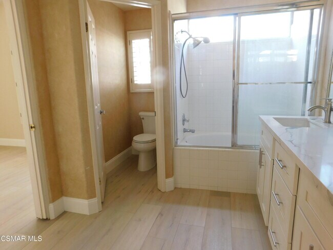 Building Photo - 4887 Santo Dr