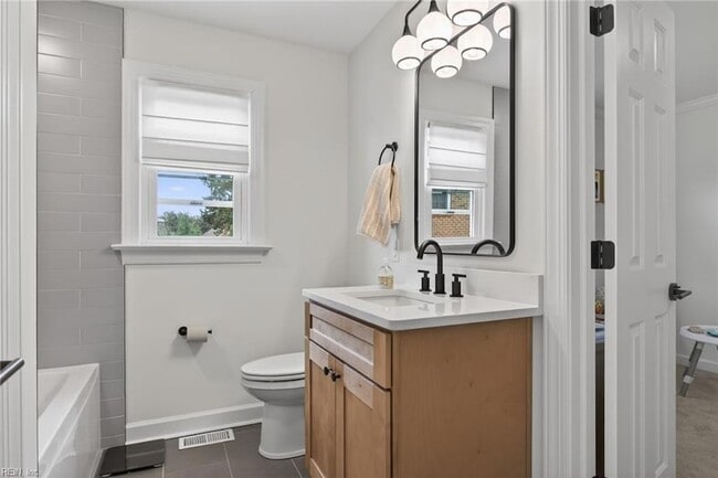 Building Photo - 7125 Grayfalcon Dr