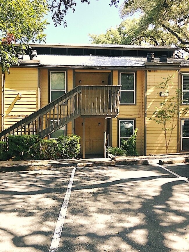 Building Photo - ESCALA - WEST CAMPUS - STUDIO with LOFT