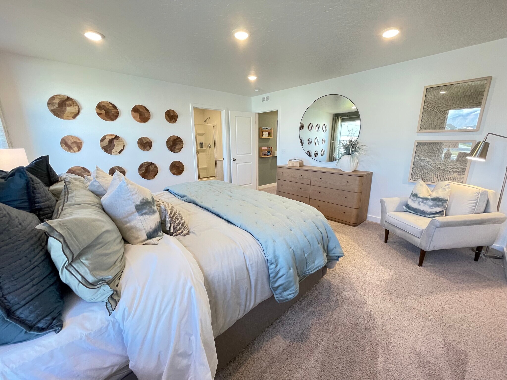 Building Photo - 1566 N Summer Spgs Cv