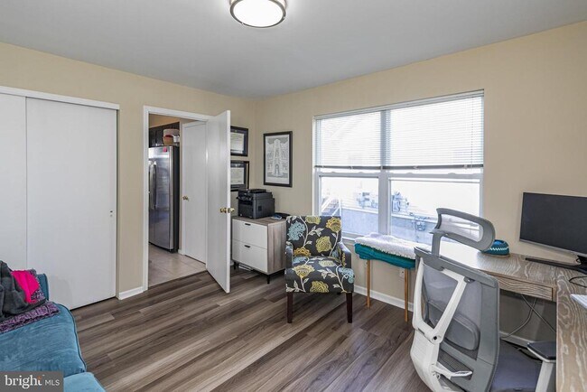 Building Photo - 27 Richards Rd