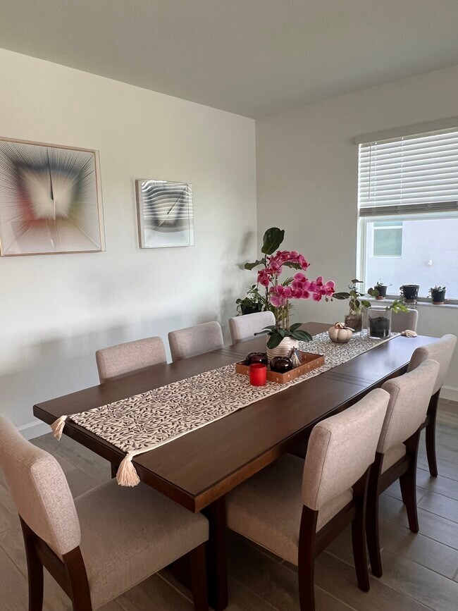 Building Photo - 15042 White Pearl Rd