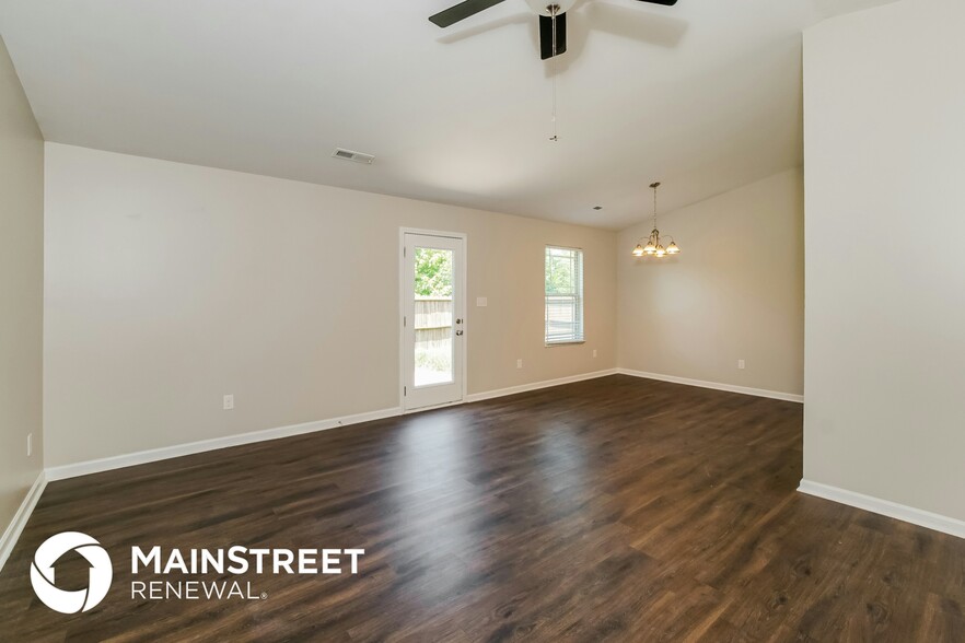 Building Photo - 5109 Cedar Knoll Ln