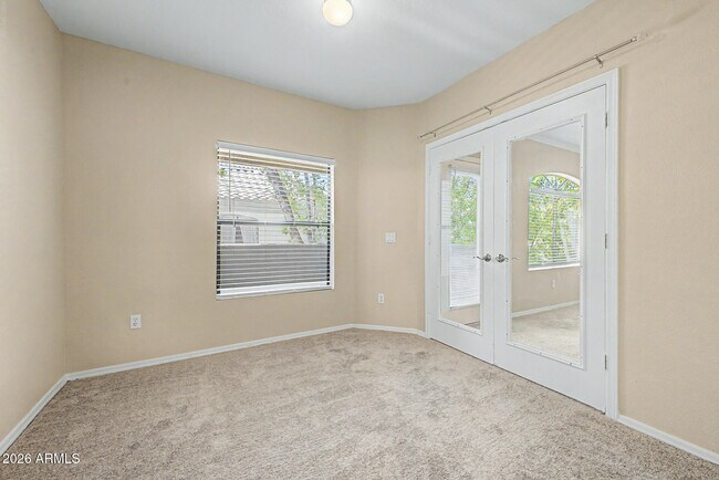 Building Photo - 15095 N Thompson Peak Pkwy
