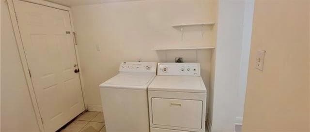 Building Photo - 1329 Leonidas St