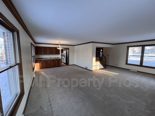 Building Photo - 3204 Chateau Ct
