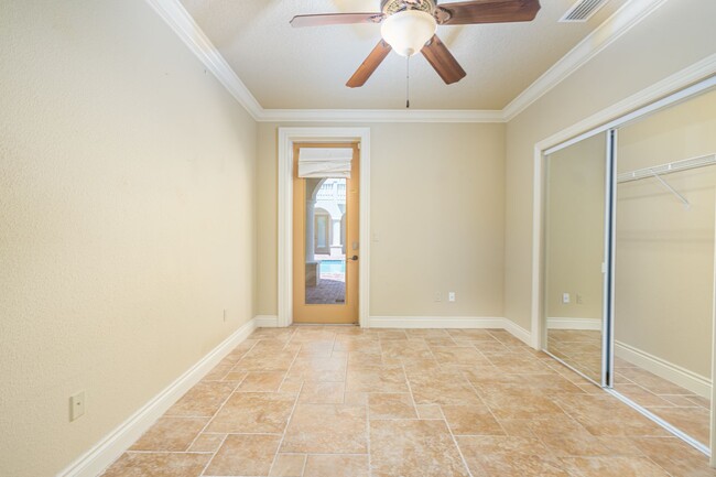 Building Photo - 3 Story Condo on Riverside Drive in Port O...