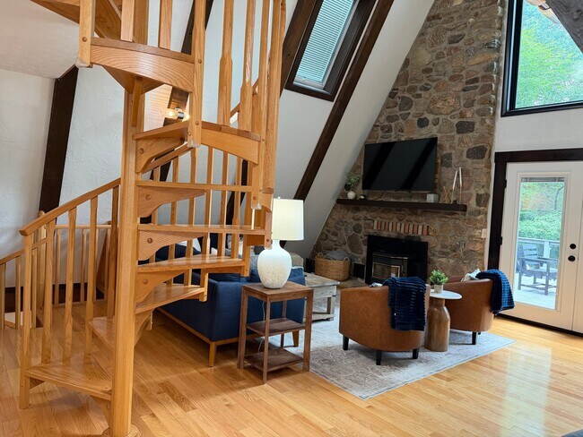 Building Photo - 1252 Apple Valley Dr