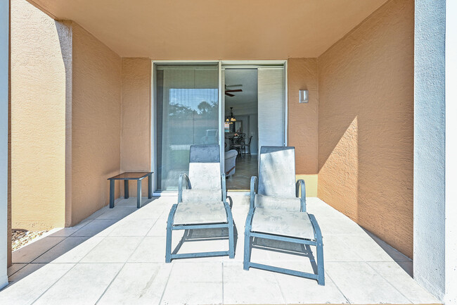 Building Photo - 1265 Wildwood Lakes Blvd
