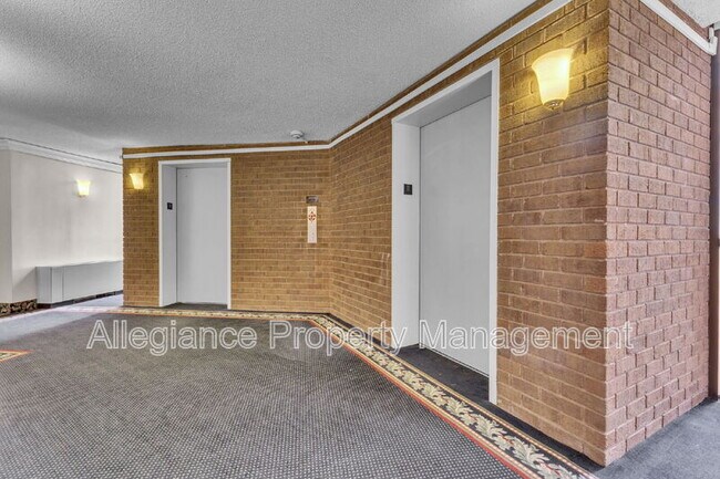 Building Photo - 6800 Fleetwood Rd