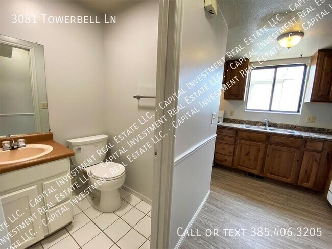 Building Photo - 3081 Towerbell Ln