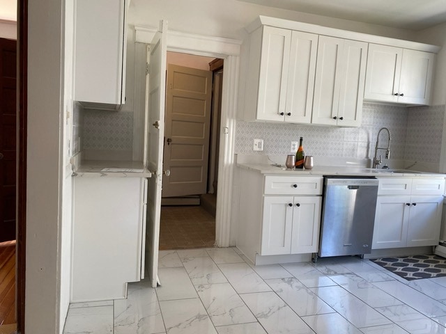 Building Photo - 24 Huxley Ave