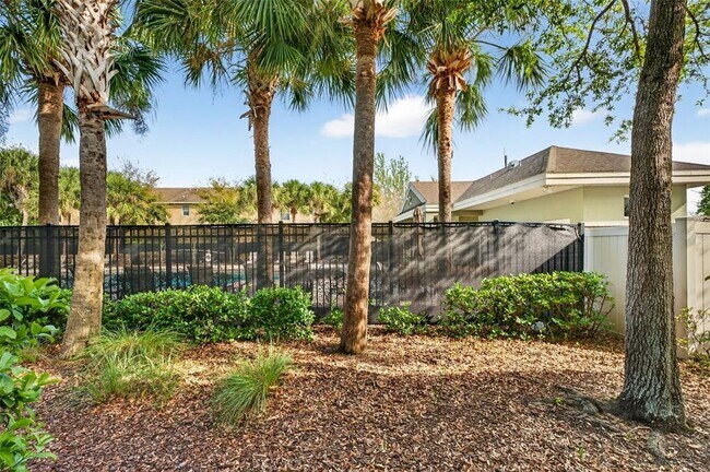 Building Photo - 2713 Lantern Hill Ave