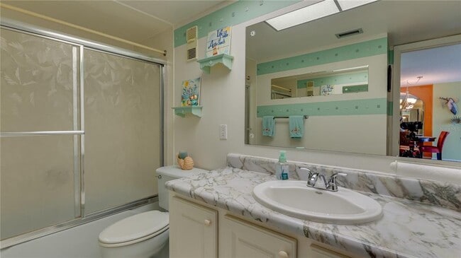 Building Photo - 4900 Brittany Dr S