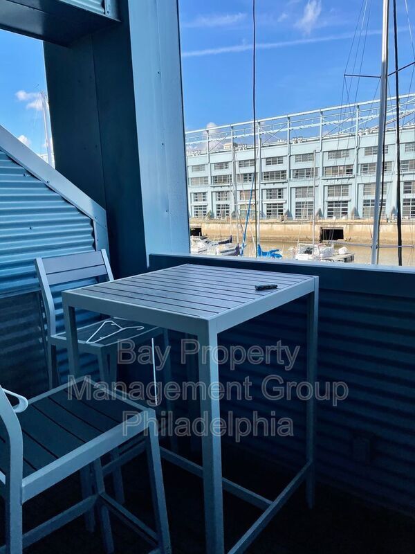 Building Photo - 3 N Christopher Columbus Blvd