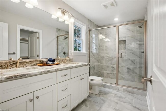 Building Photo - 3009 Ridge Dr