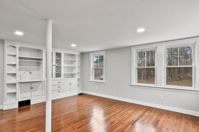 Building Photo - 138 Walker Rd
