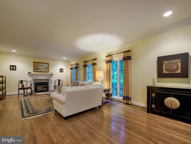 Building Photo - 6513 Kenhill Rd