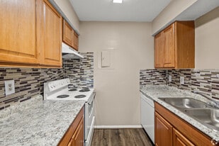 Building Photo - 3240 Bonnie Dr
