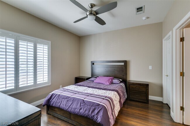 Building Photo - 54 Grossinger Ct