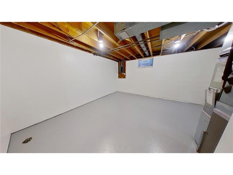 Building Photo - 3050 Grimes Ave N