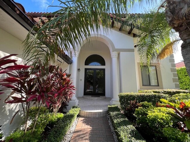 Building Photo - 7961 SW 195th Terrace